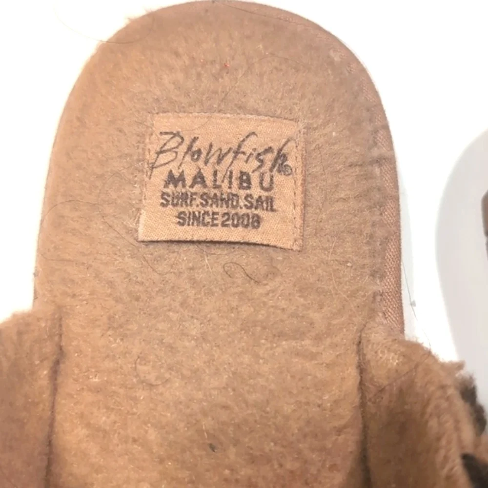 Blowfish Malibu Sherpa Women's Slides Size 9.
